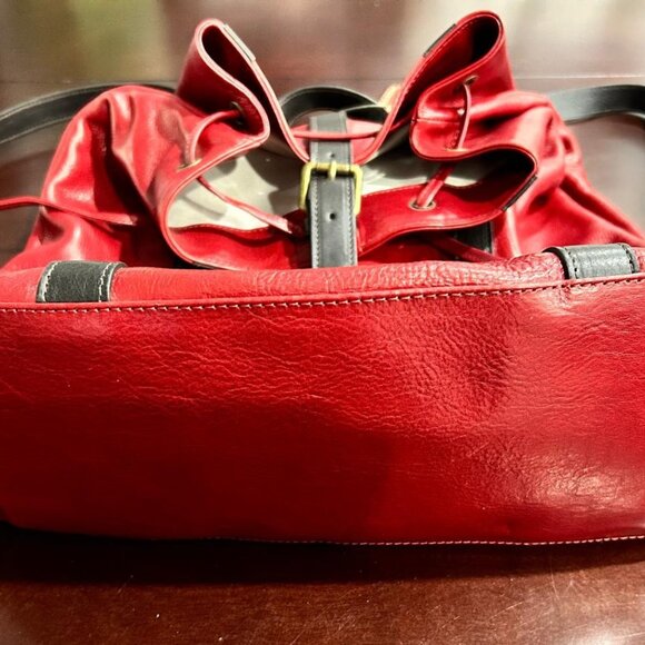 Genuine Italian Leather Backpack - Red - Unisex - Picture 6 of 16